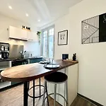Apartment Le Saint Roch - Hyper Centre - Clim - Cosy - Renove *